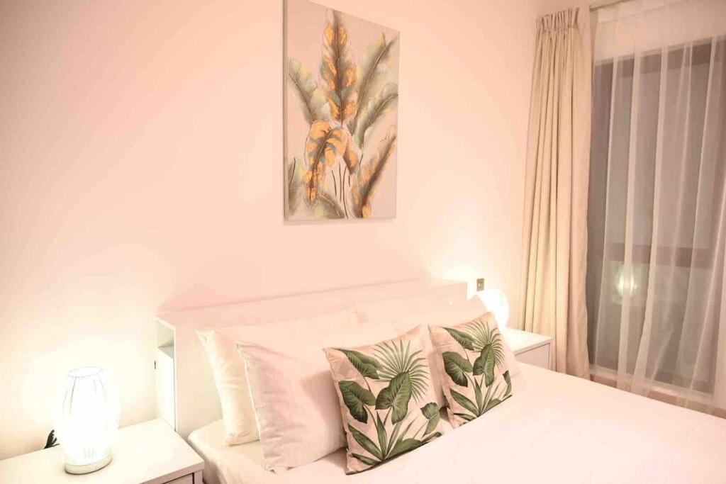 Brand New Furniture . Close To Dubai Mall. Exteriér fotografie