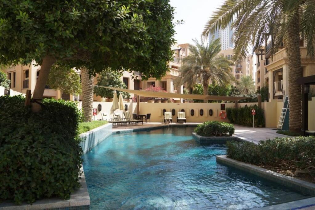 Brand New Furniture . Close To Dubai Mall. Exteriér fotografie