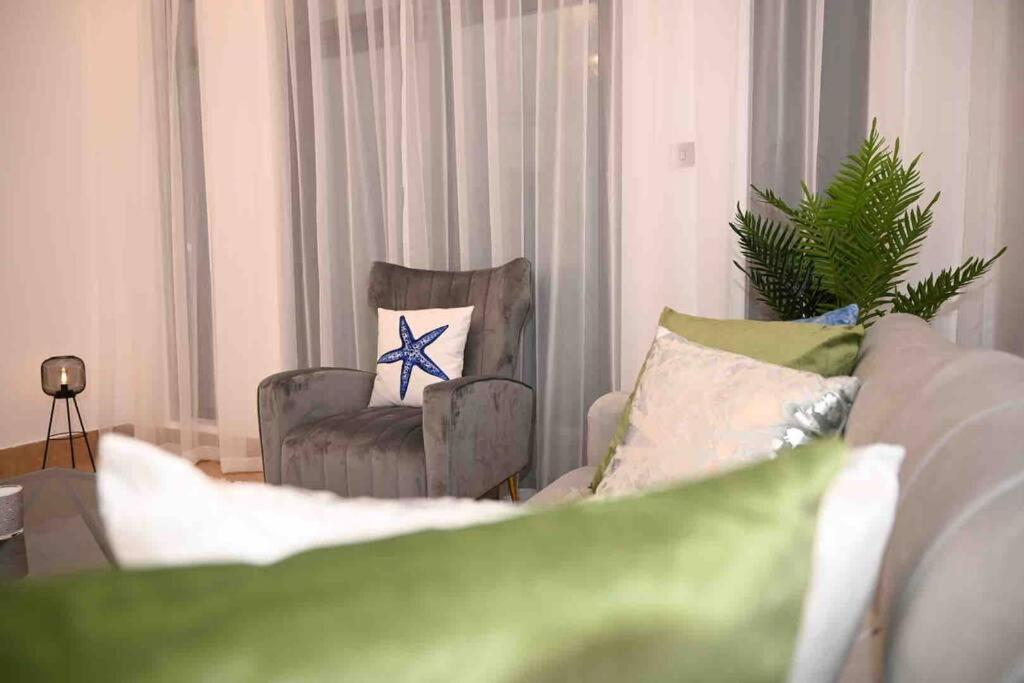 Brand New Furniture . Close To Dubai Mall. Exteriér fotografie