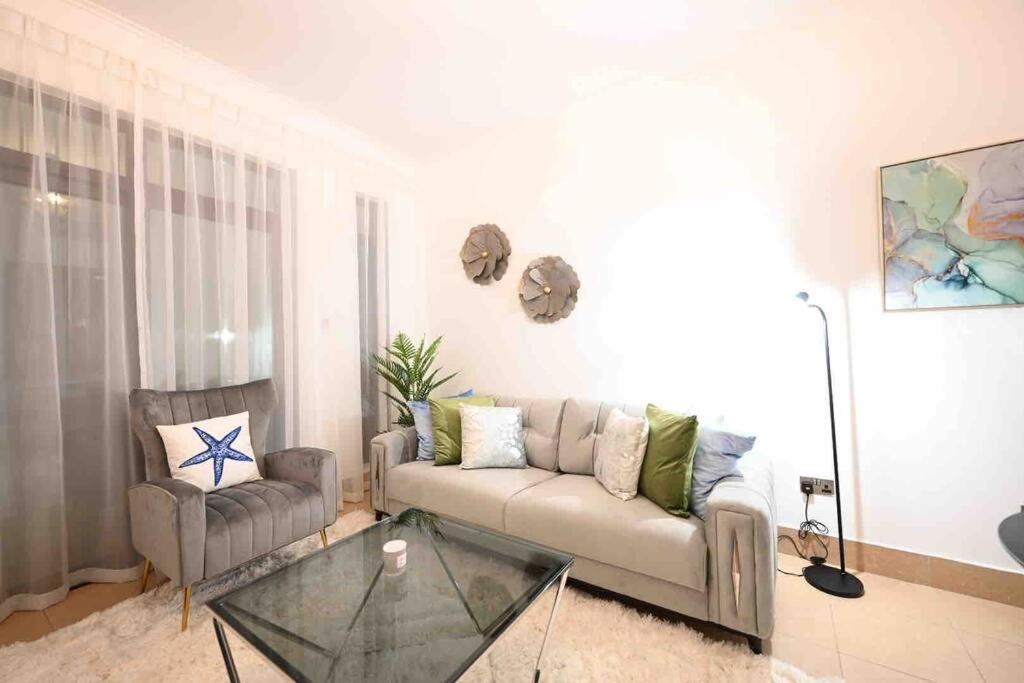 Brand New Furniture . Close To Dubai Mall. Exteriér fotografie